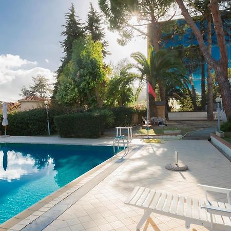 Апартаменти I Giardini Del Sole Con Piscina By Wonderful Italy Санремо Екстер'єр фото